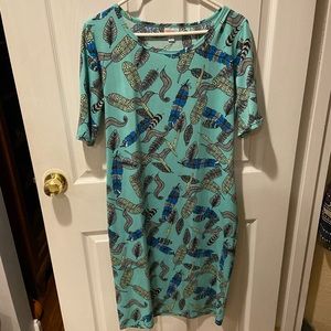 EUC LuLaRoe Julia